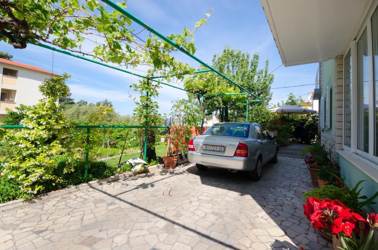 Apartments Ruzica Banjol Εξωτερικό φωτογραφία